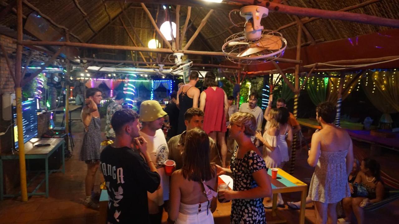 Ihome Backpacker Resort Mũi Né Ngoại thất bức ảnh